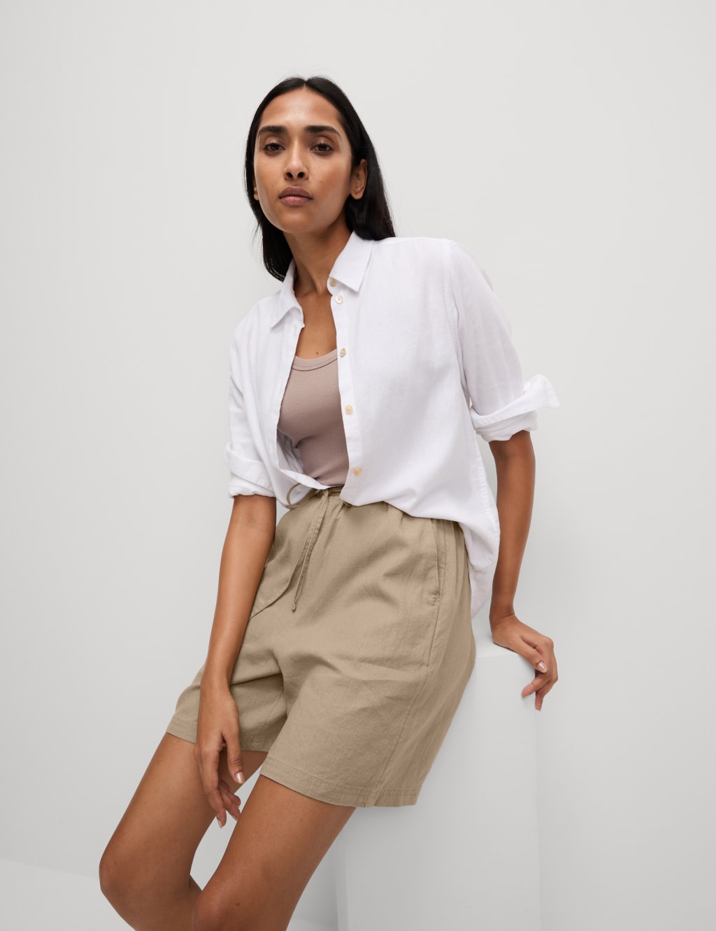 Linen Rich High Waisted Shorts 6 of 6