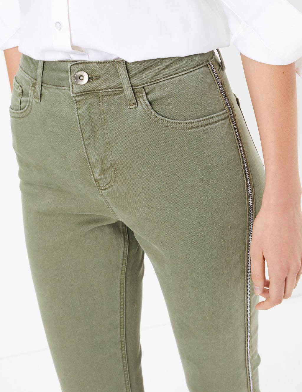 Carrie Bling High Waisted Skinny Jeans 3 of 6