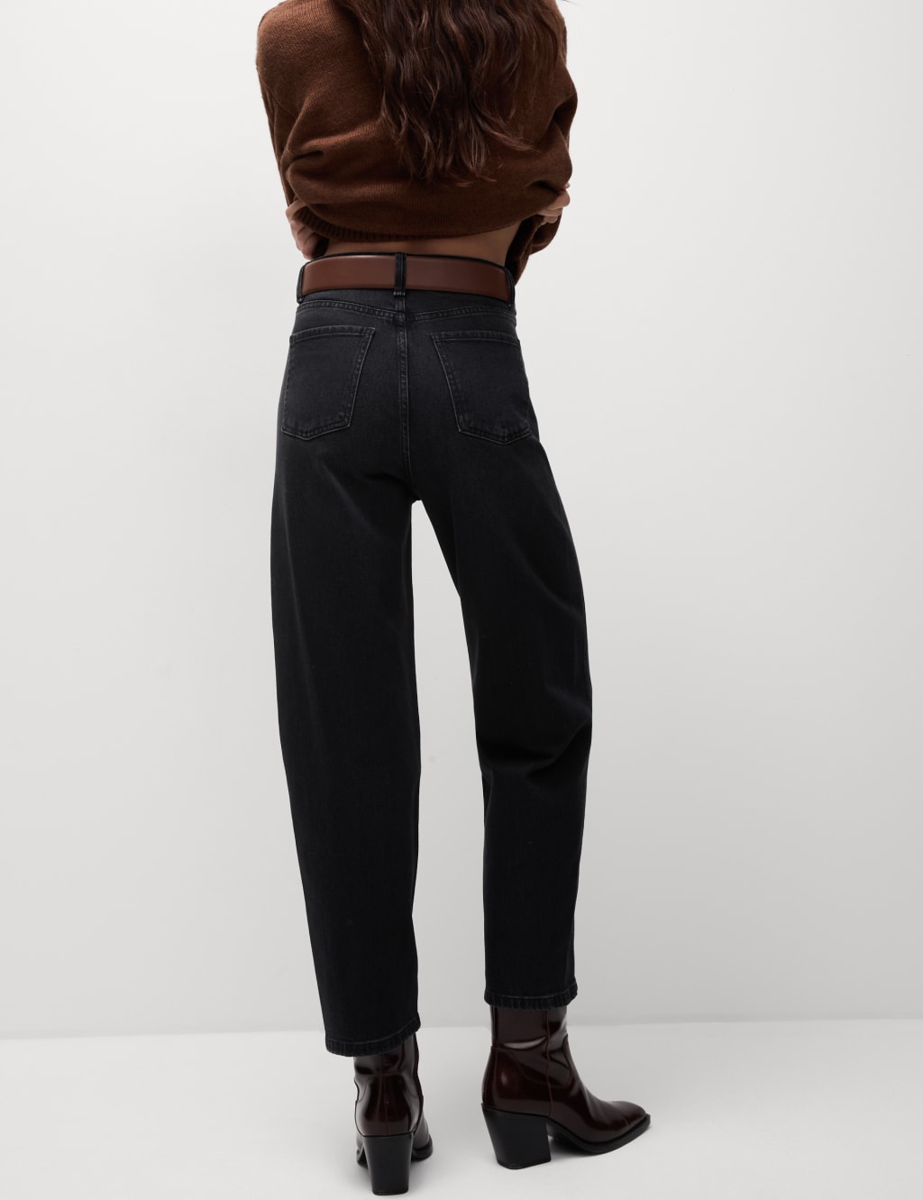 Ankle grazer jeans short legs top