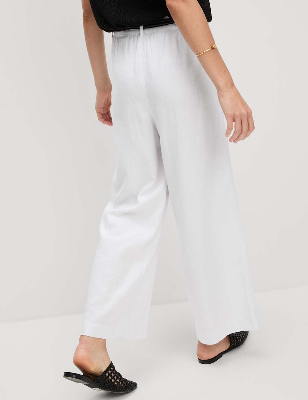Linen Rich Wide Leg Cropped Trousers 3 of 5