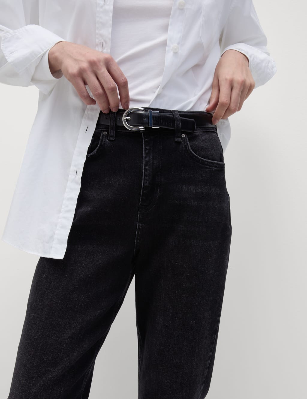 Buckle mom jeans shop