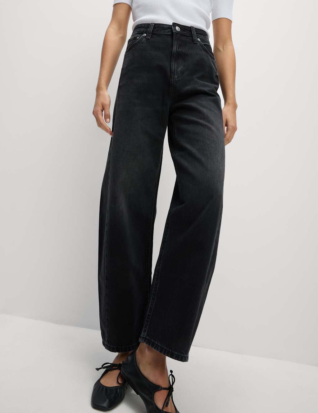 Mid Rise Barrel Jeans 5 of 5