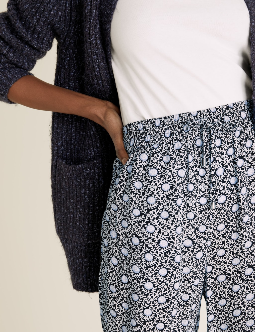 Floral Tapered Ankle Grazer Trousers 3 of 6
