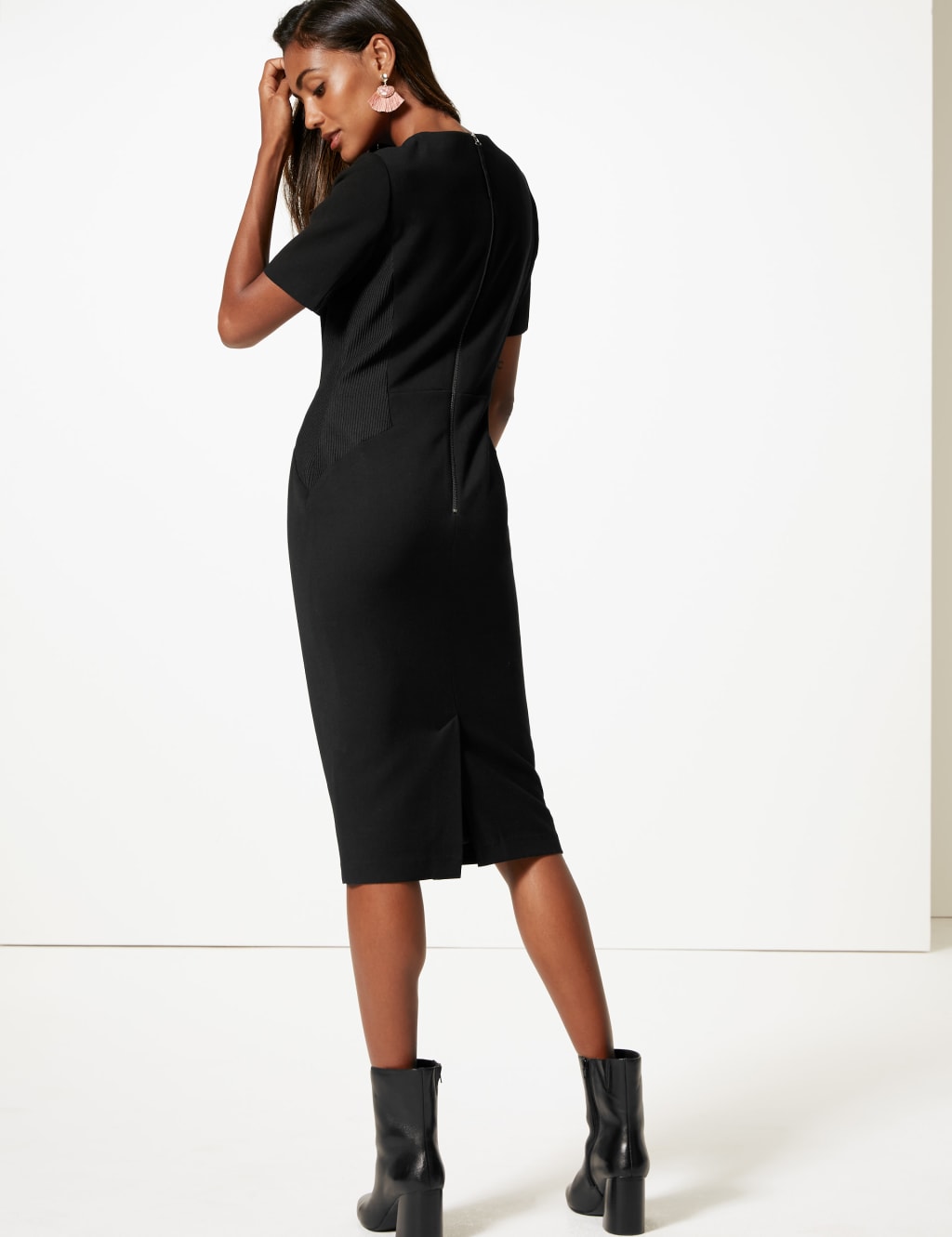 Insert Panel Crepe Shift Mini Dress 5 of 6