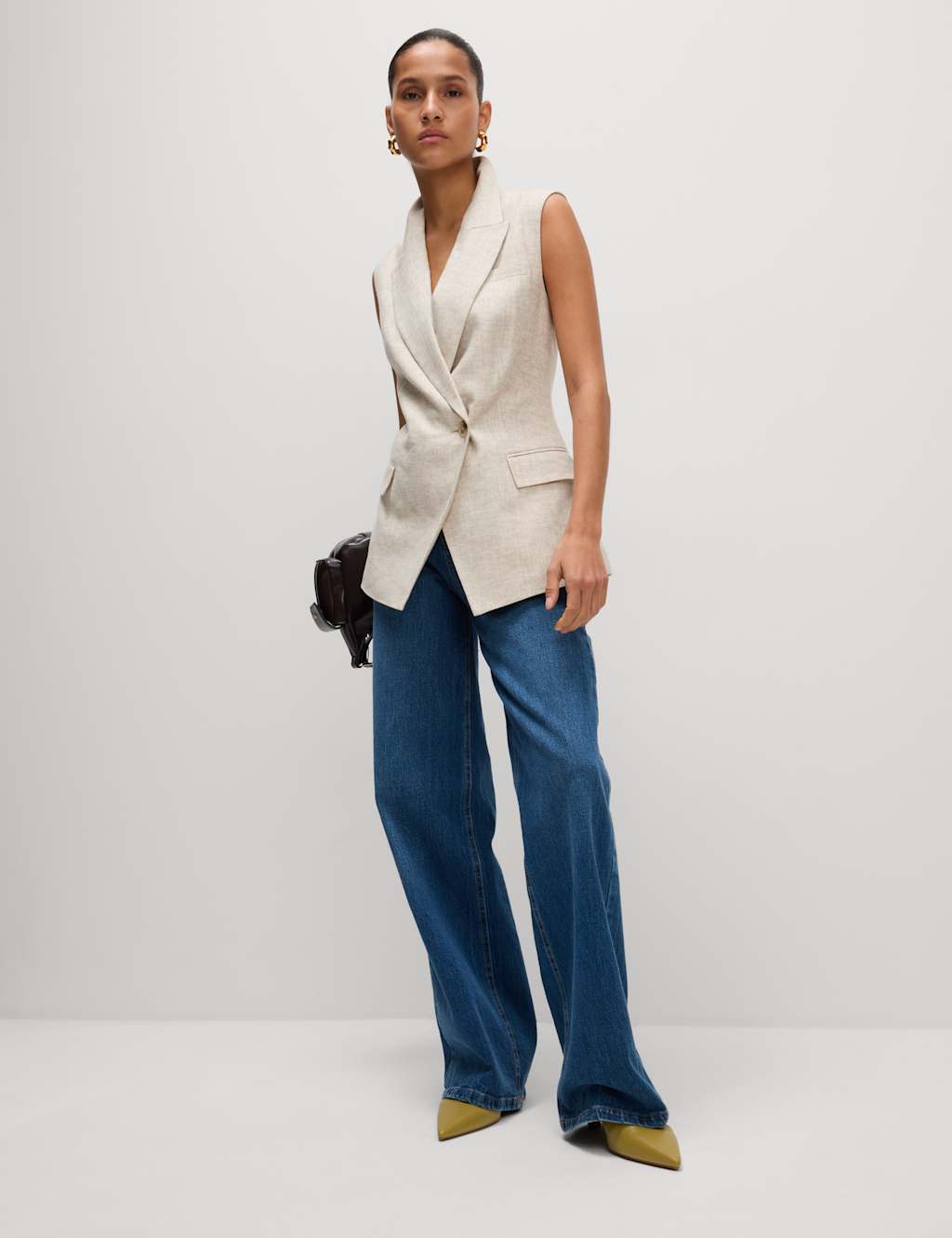 Linen Blend Waistcoat 3 of 6