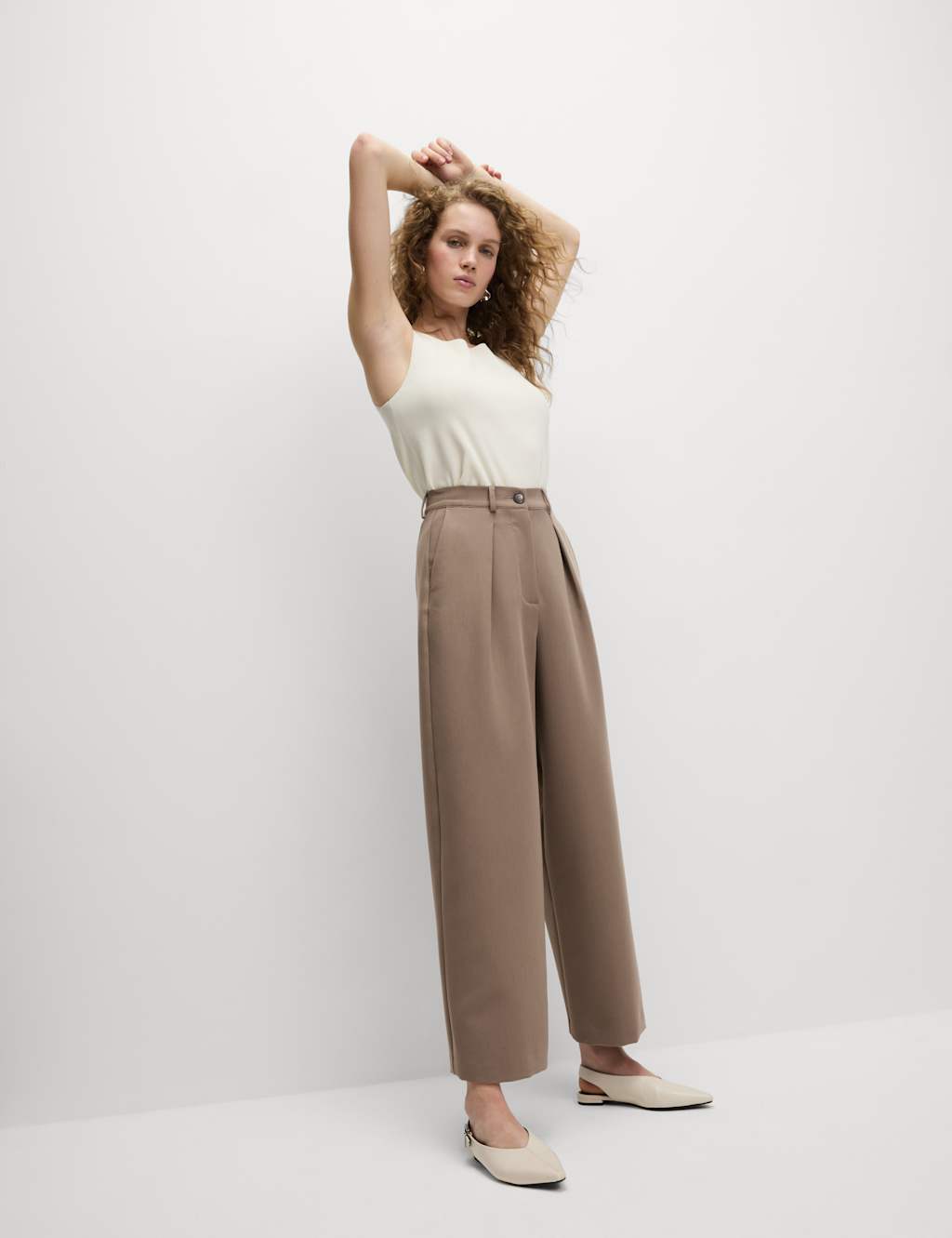 Barrel Leg Trousers 4 of 6