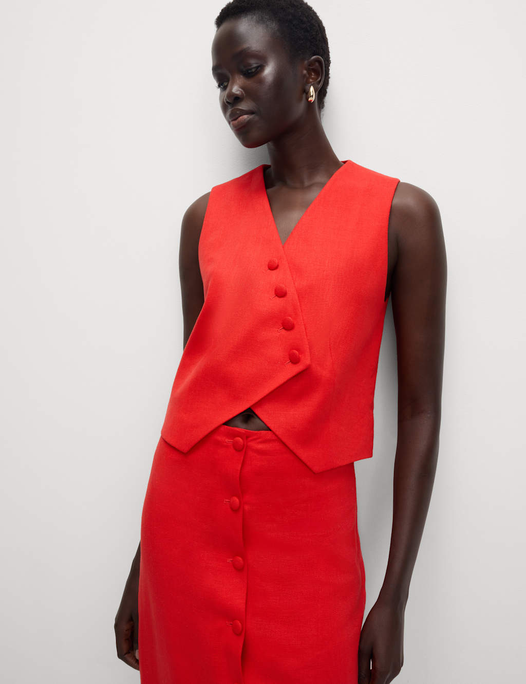 Linen Rich Twill Textured Asymmetric Waistcoat 3 of 5
