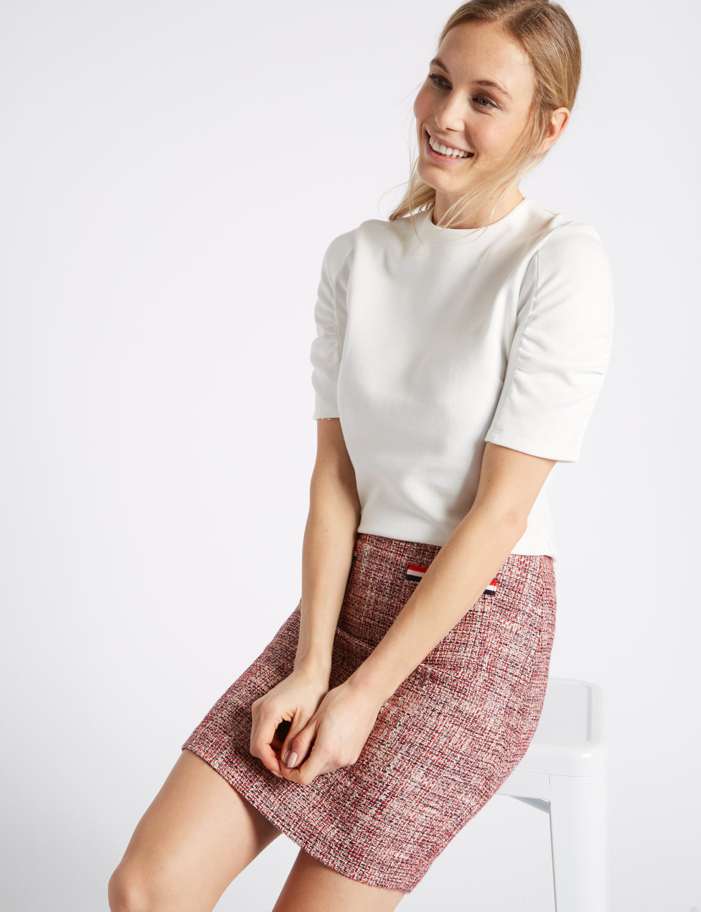 Contrast Trim Patch Pocket Pencil Mini Skirt 3 of 5