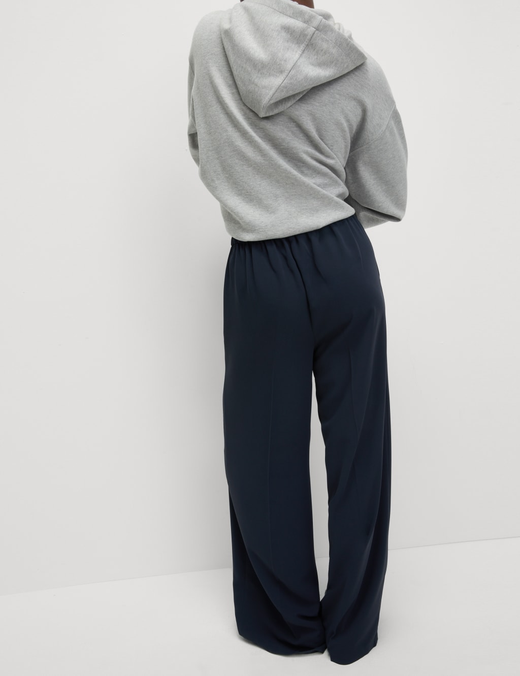 Crepe Elasticated Waist Wide Leg Trousers 5 of 5