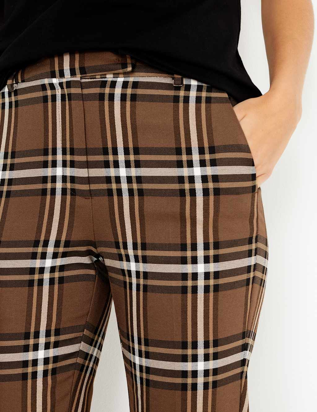 Mia Checked Slim Ankle Grazer Trousers 3 of 5