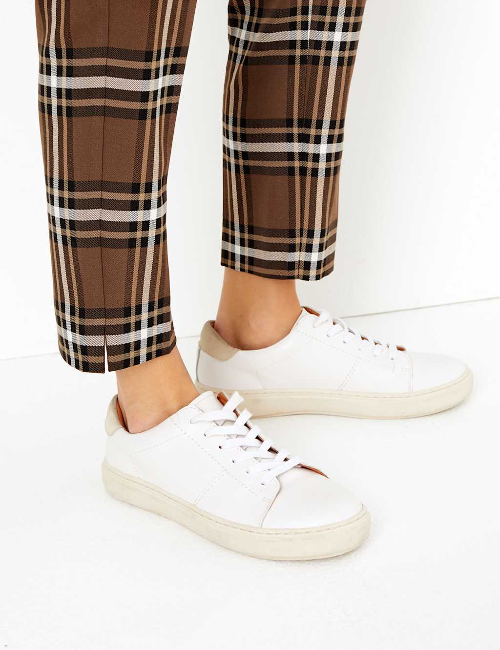Mia Checked Slim Ankle Grazer Trousers 5 of 5