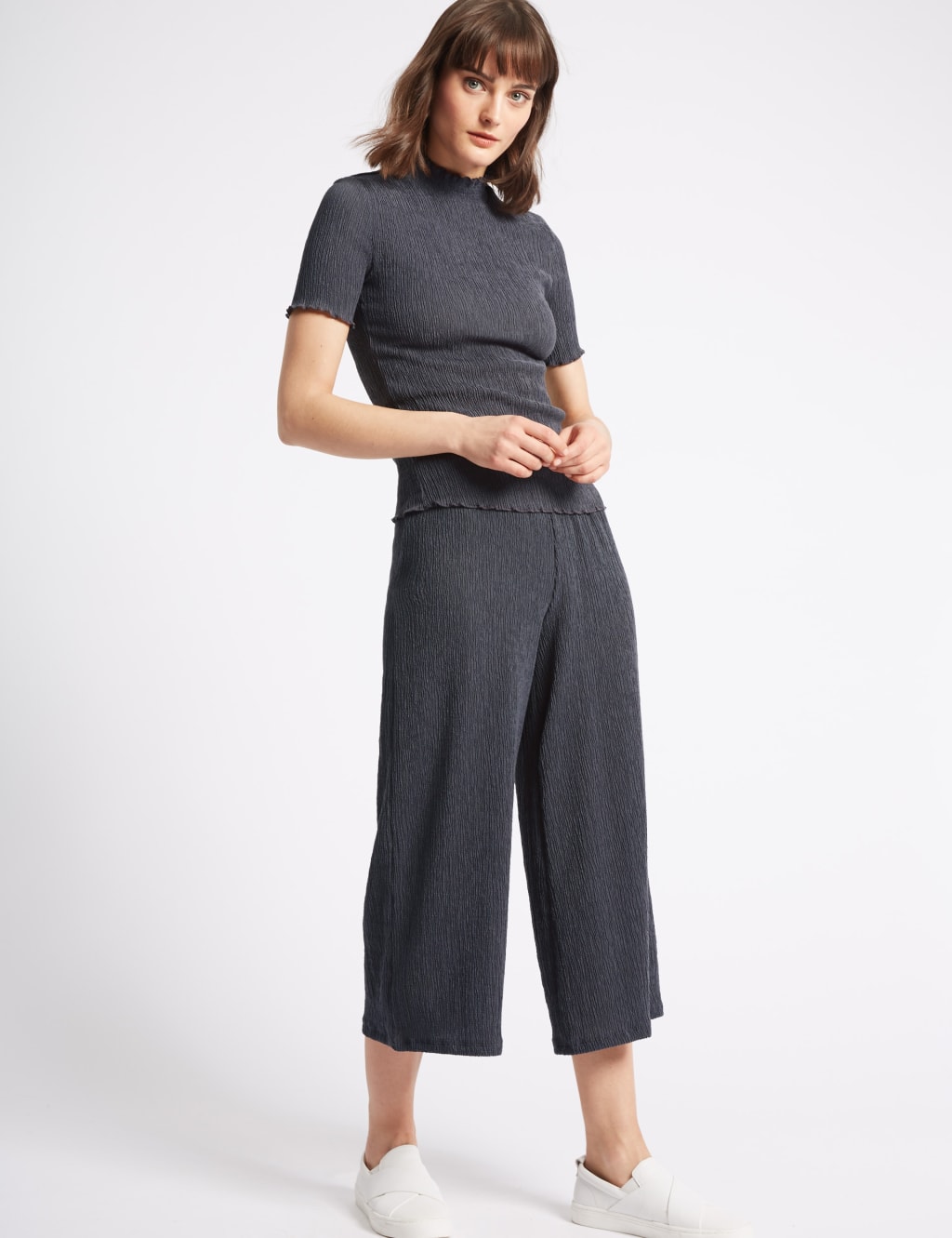 Crinkle Textured Wide Leg Culottes 3 of 6