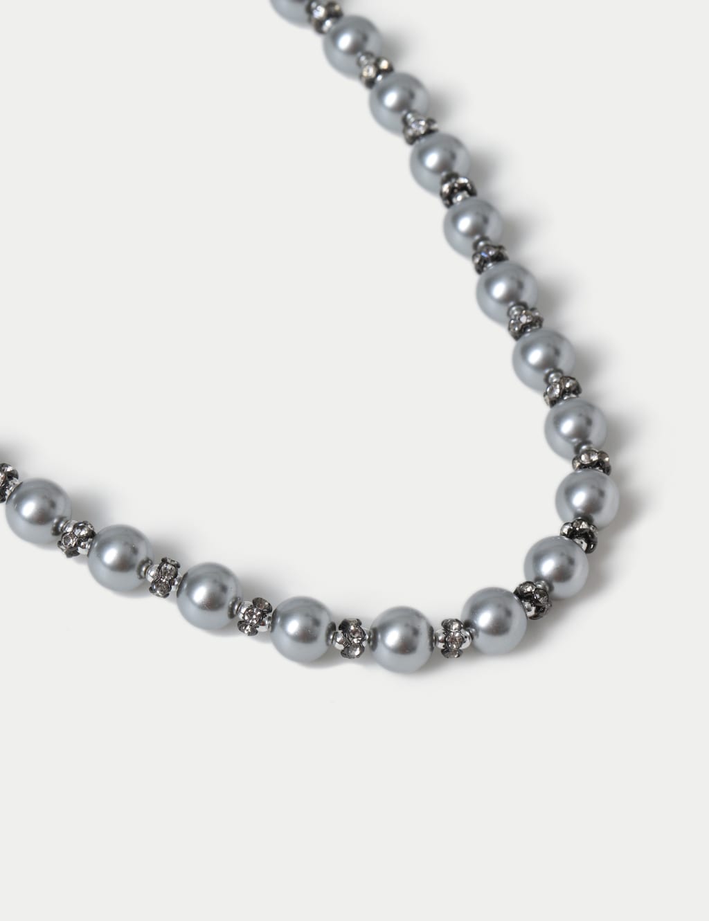 Grey Pearl Short Rope Necklace 2 of 2