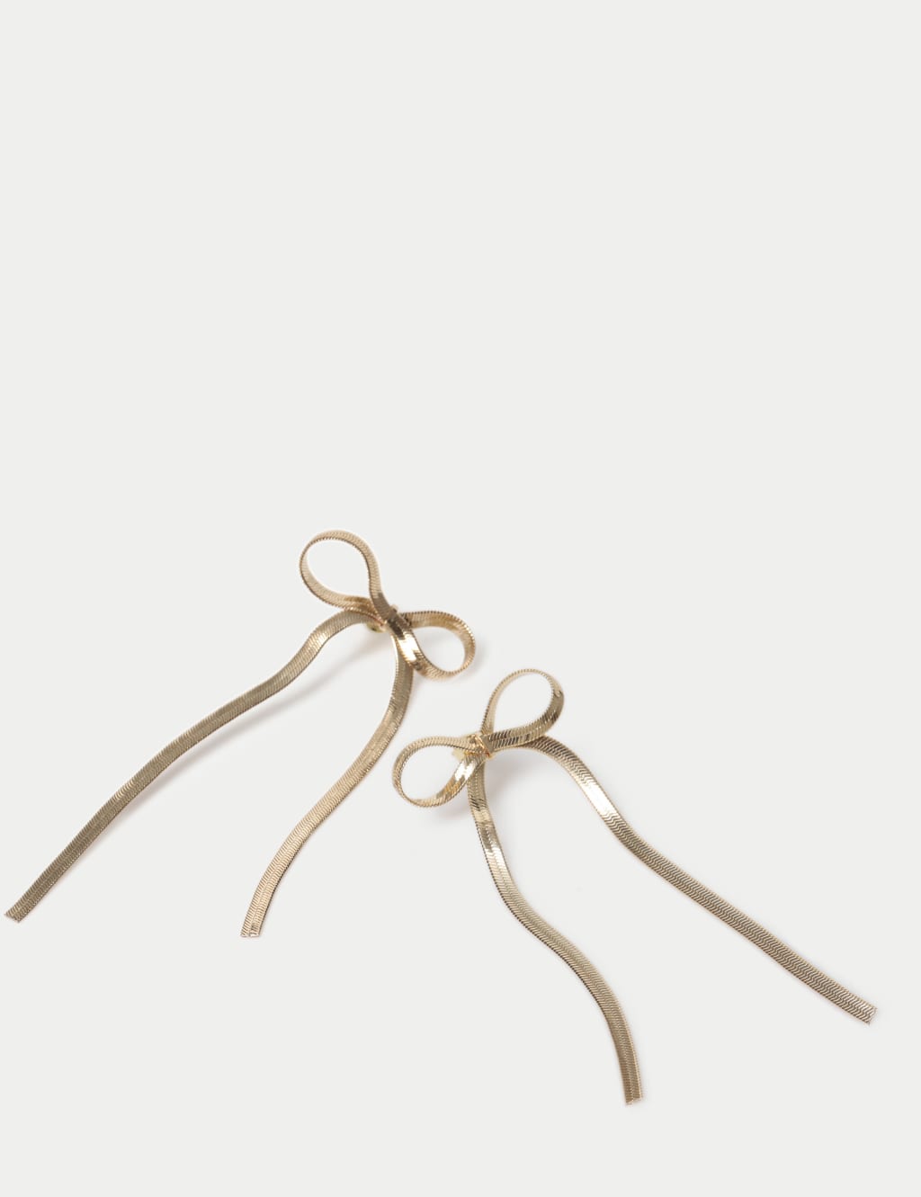 Bow Earrings 3 of 3