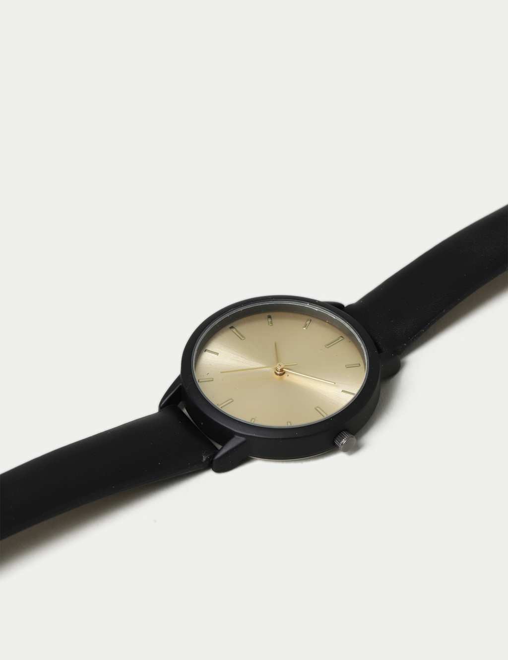 Matte Analogue Watch 2 of 3