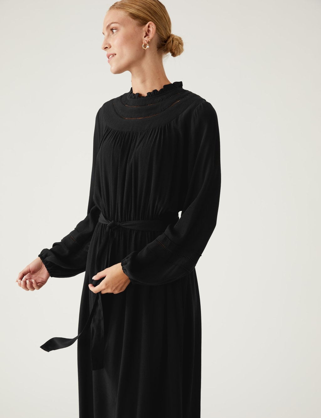 Round Neck Belted Midi Column Dress 4 of 6