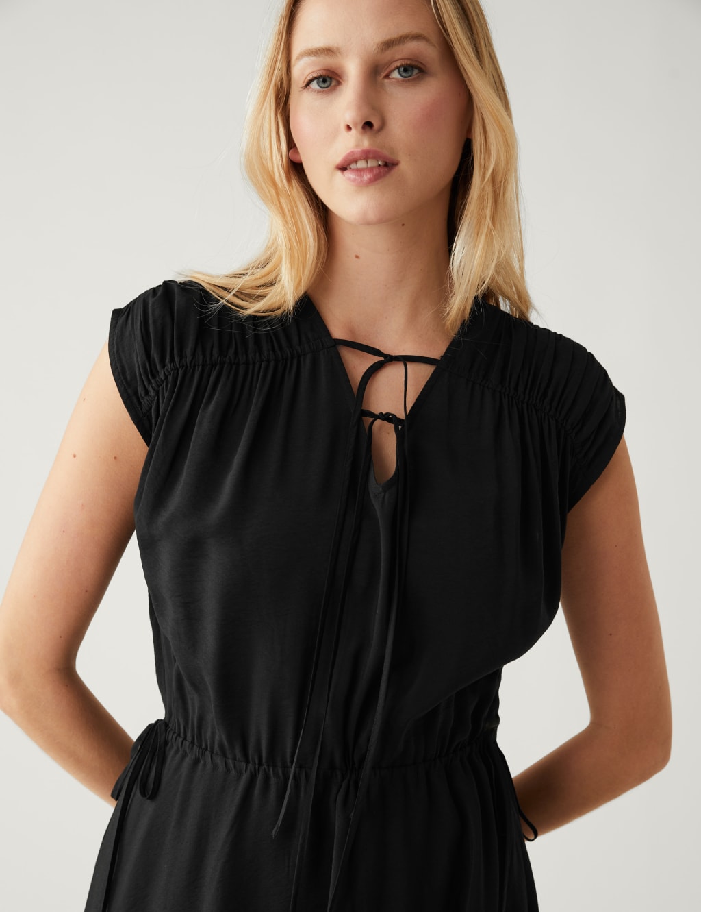 Tie Neck Midaxi Waisted Dress 3 of 6