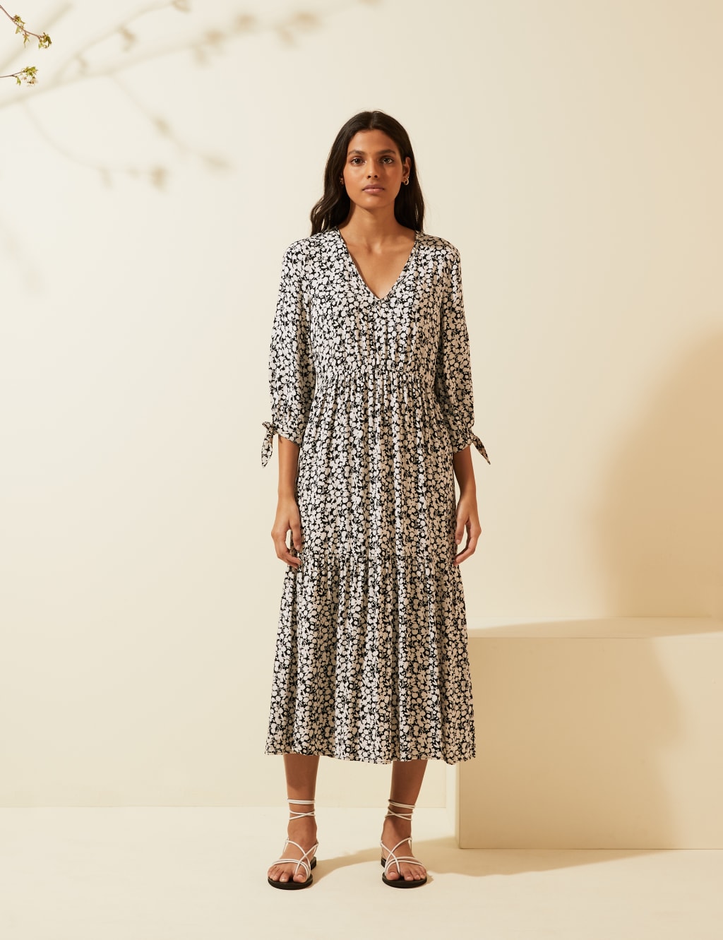 Floral V Neck Tie Sleeve Midi Dress M S X GHOST M S
