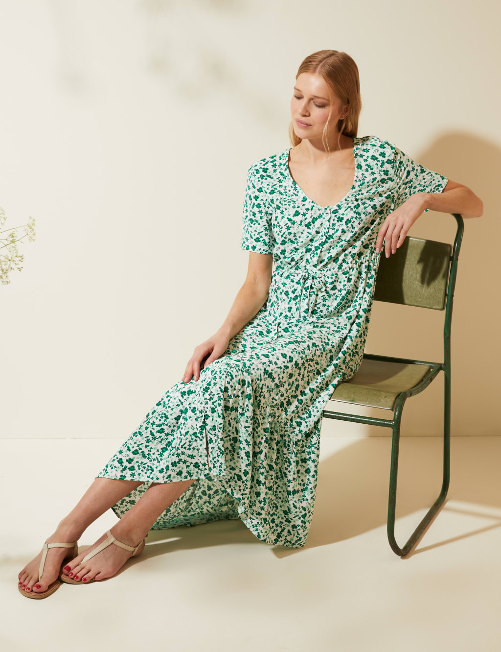 Ditsy Floral V Neck Tie Waist Midi Dress M S X GHOST M S