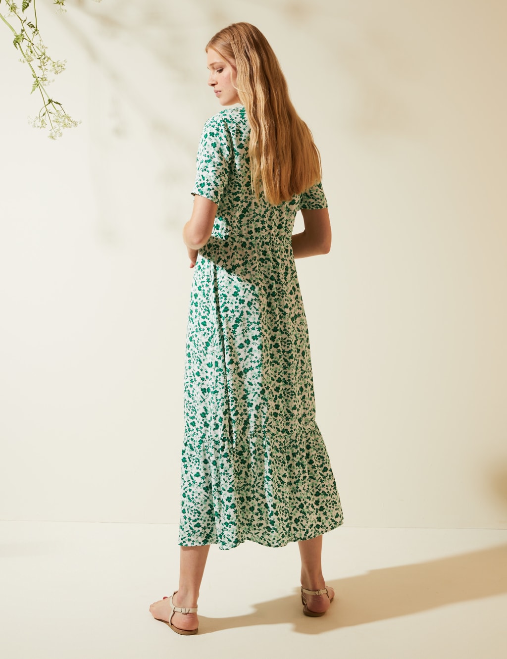 Ditsy Floral V-Neck Tie Waist Midi Dress 4 of 6