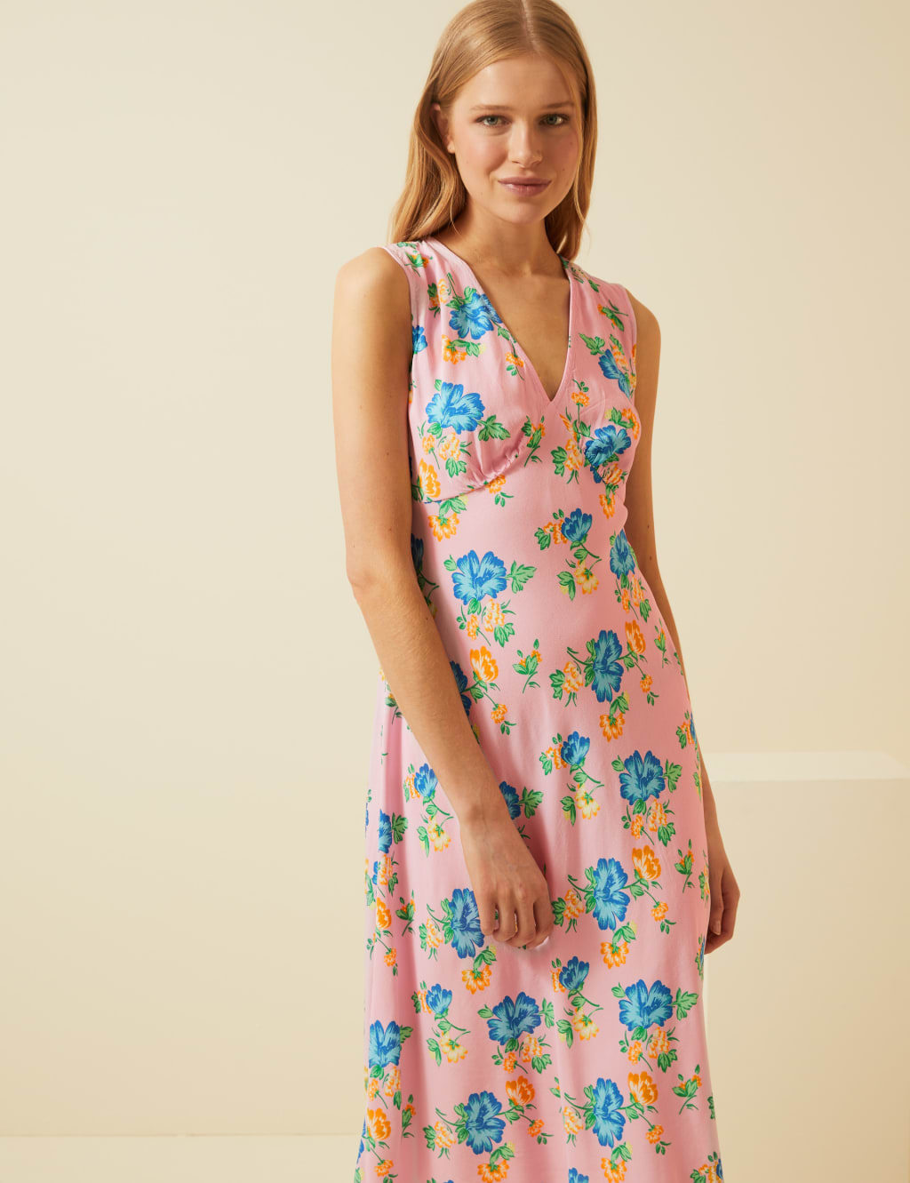 Floral V-Neck Sleeveless Midi Slip Dress 3 of 6