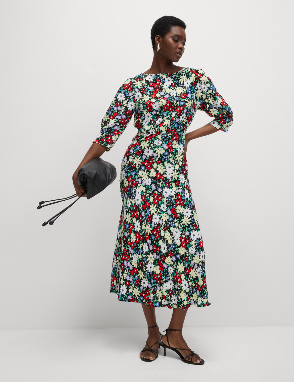 Floral Round Neck Midaxi Tea Dress 3 of 5