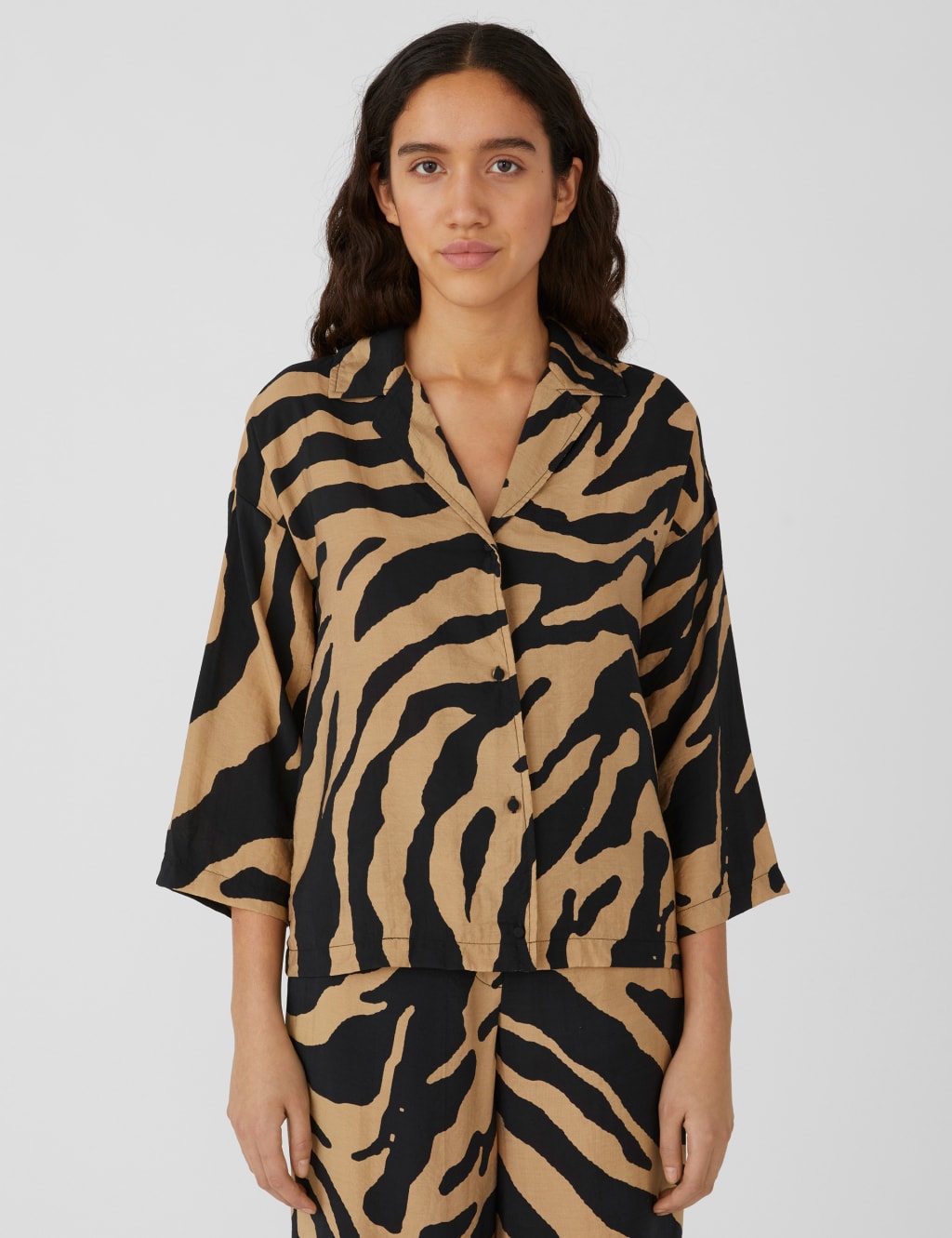 Animal Print V-Neck 3/4 Sleeve Shirt 1 of 4