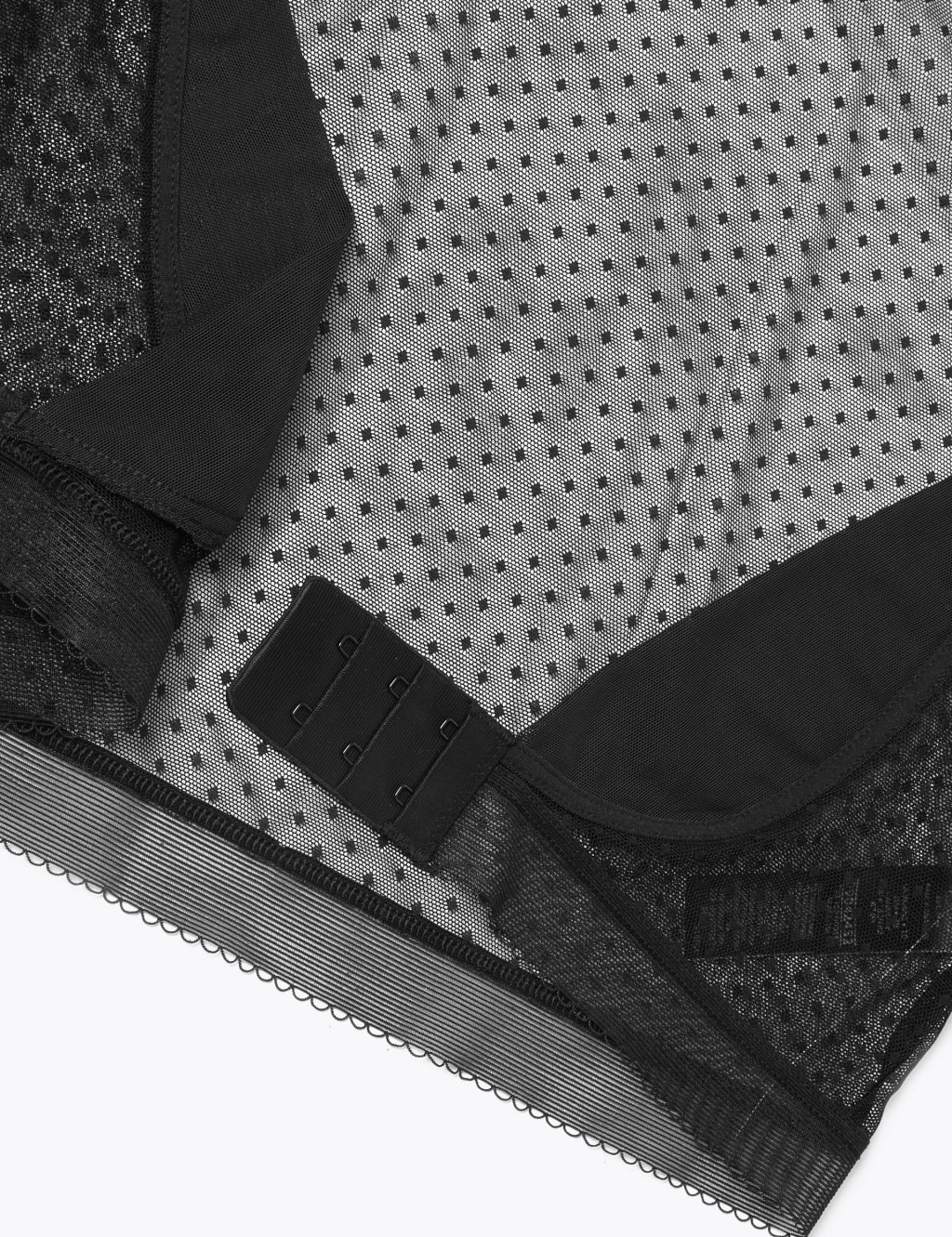 Light Control Diamond Mesh Armwear 5 of 5