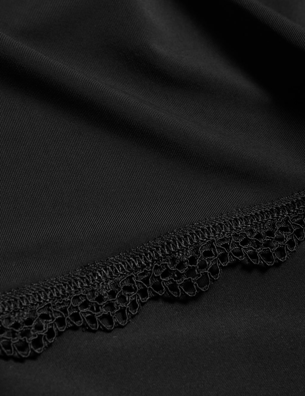 Cool Comfort™ Waist Slip 16"-29" 5 of 5