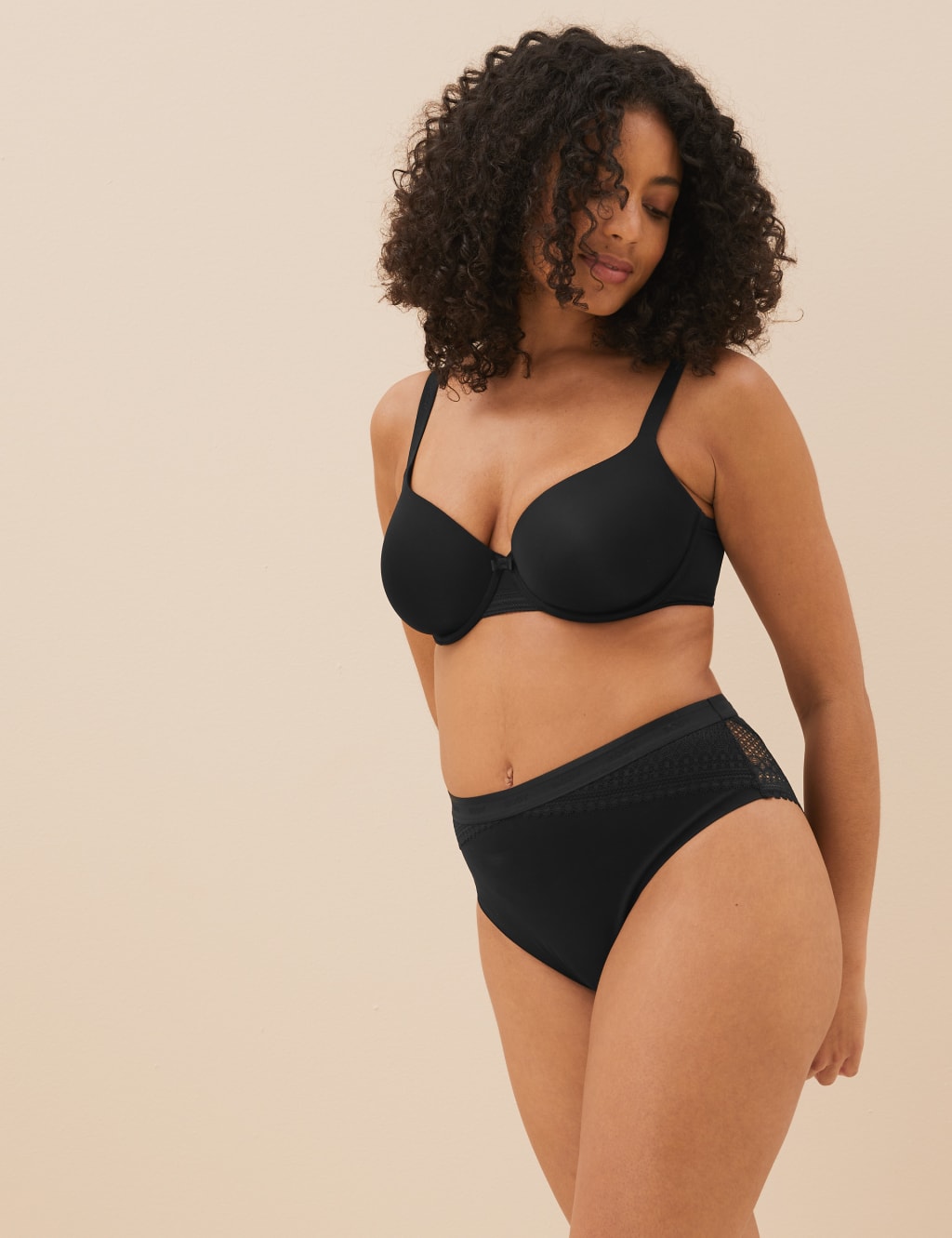2pk Light Control Cotton Rich Brazilian Knickers 3 of 7