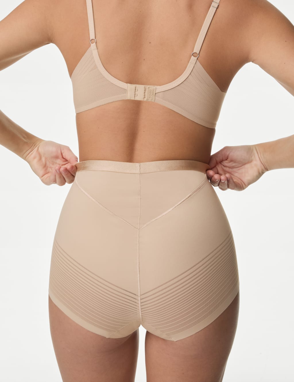 Body Define™ Firm Control No VPL Full Briefs 4 of 5