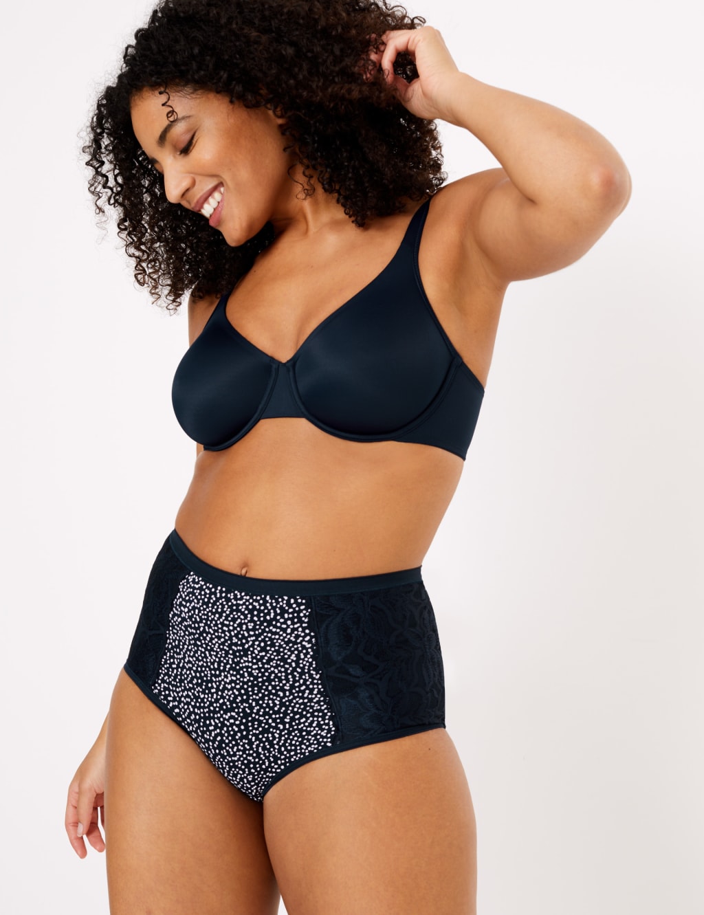 2pk Firm Control Wild Blooms Full Briefs 1 of 4