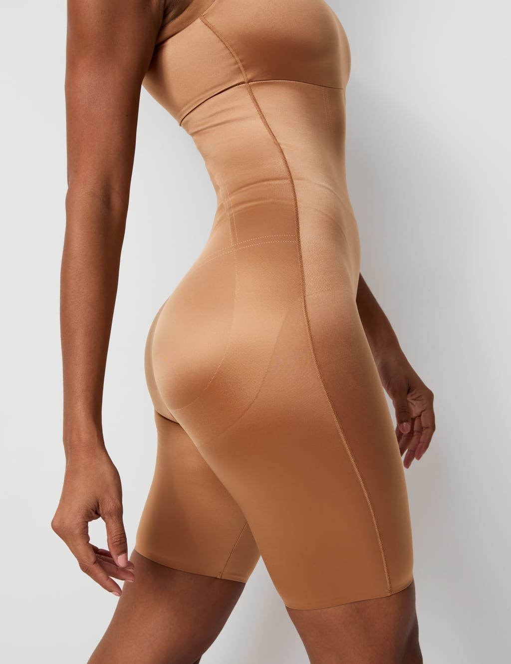 ContourWear Firm Control All In One 3 of 6