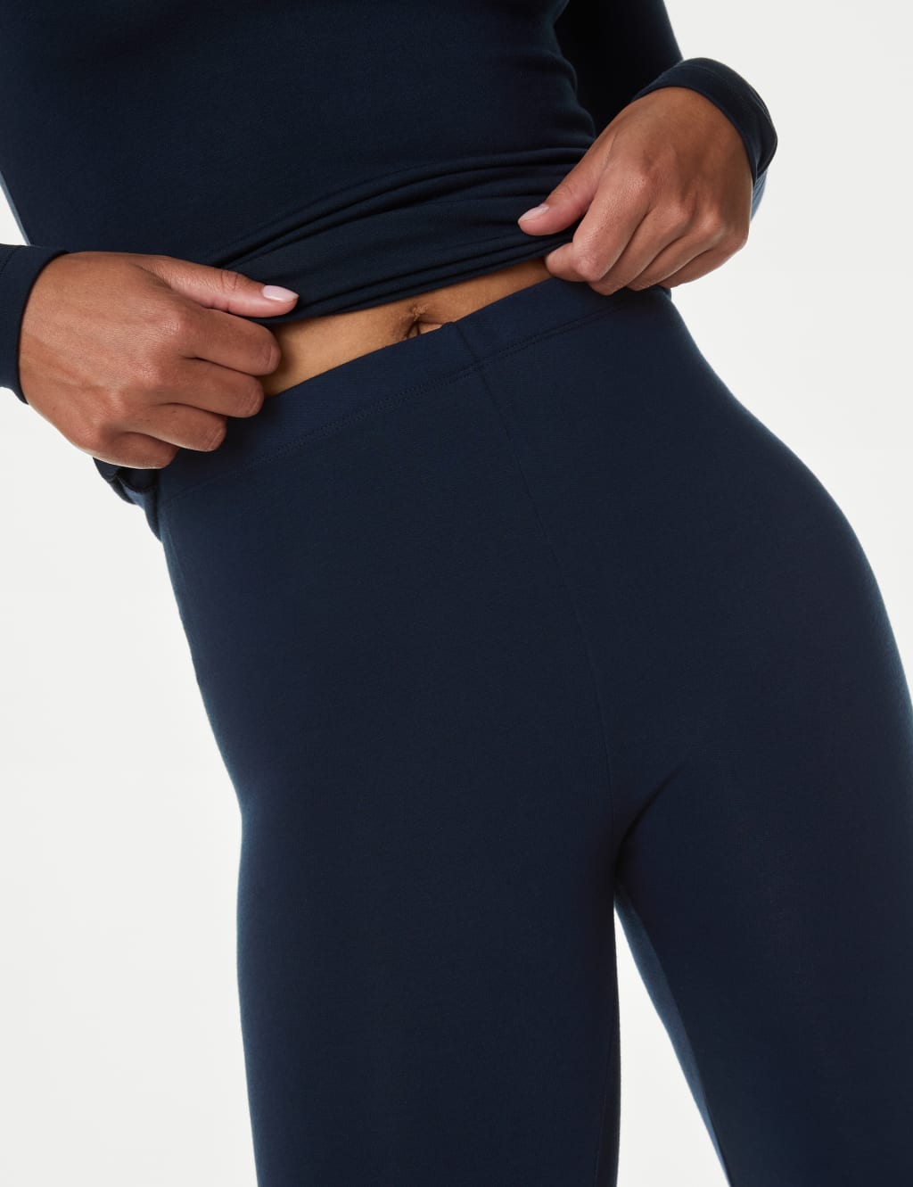 Heatgen™ Medium Thermal Brushed Leggings 3 of 6