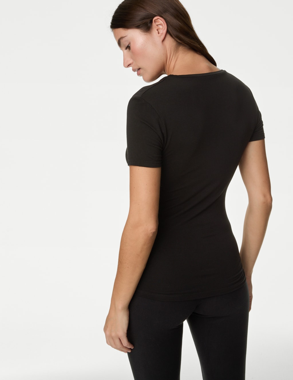 2pk Heatgen™ Thermal Short Sleeve Tops 4 of 5