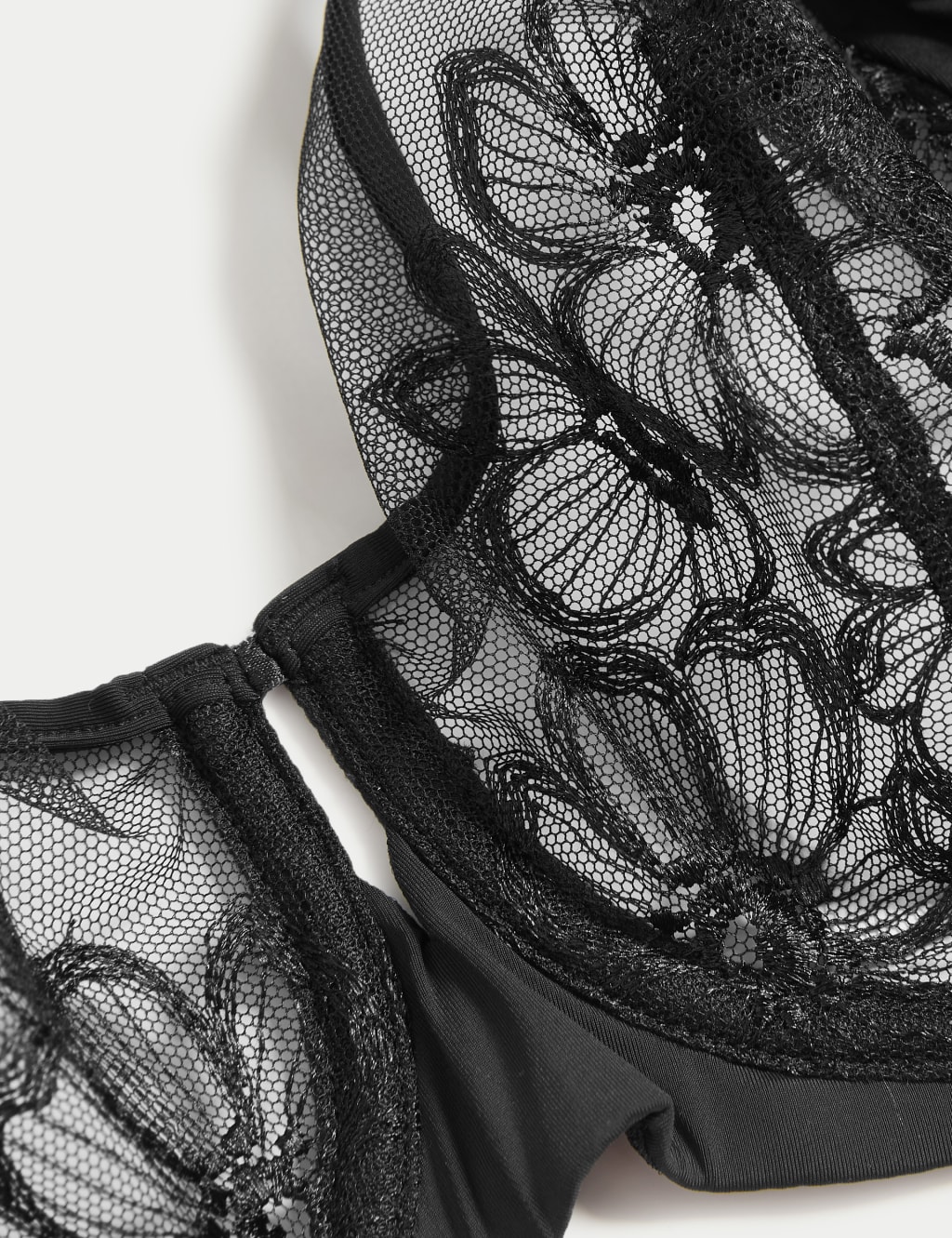 Embrace Embroidered Wired Full Cup Bra A-E 6 of 7