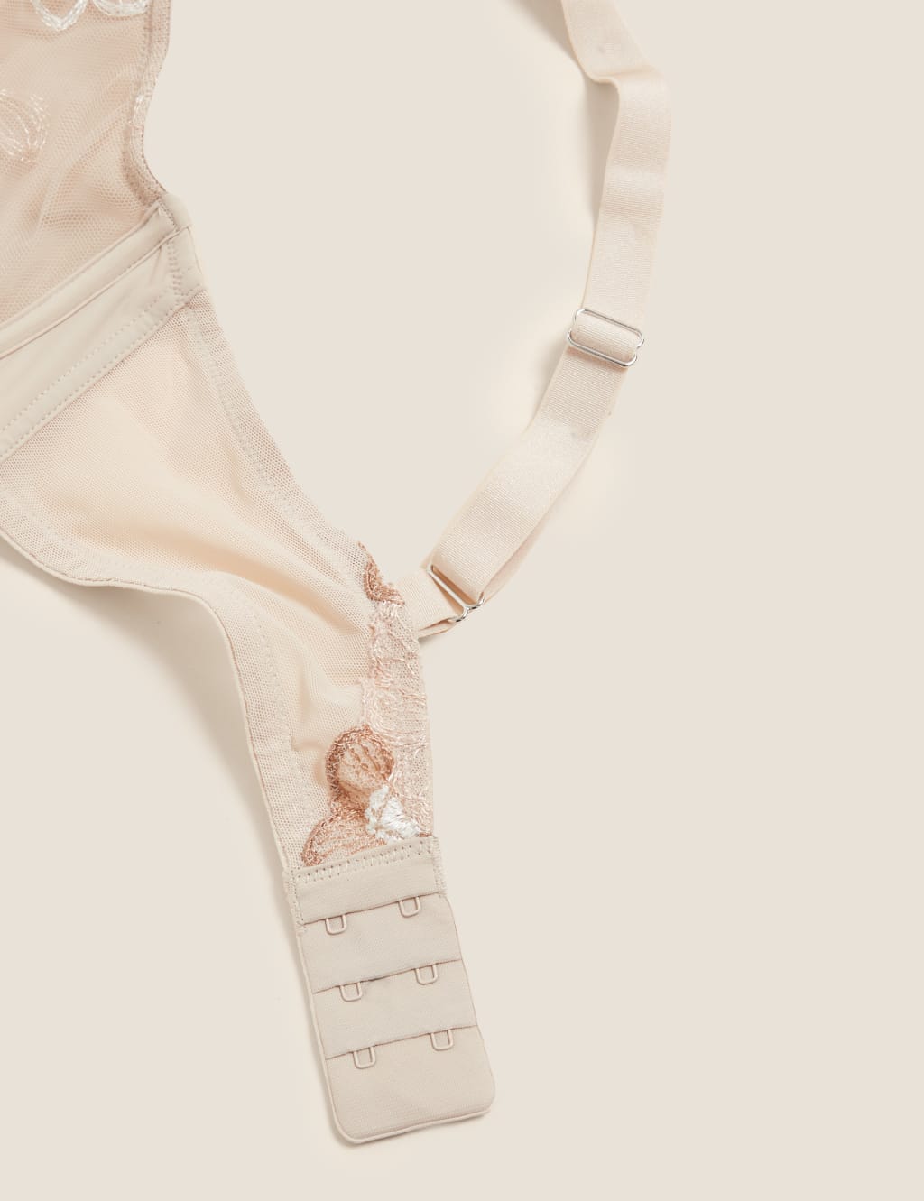Embrace Underwired Plunge Bra A-E 2 of 3