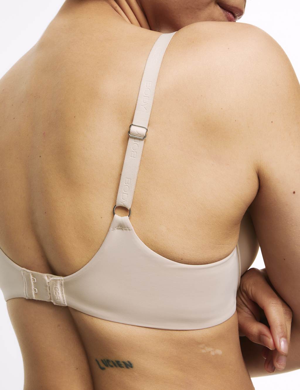 Flexifit™ Wired Full-Cup T-Shirt Bra A-E 4 of 7
