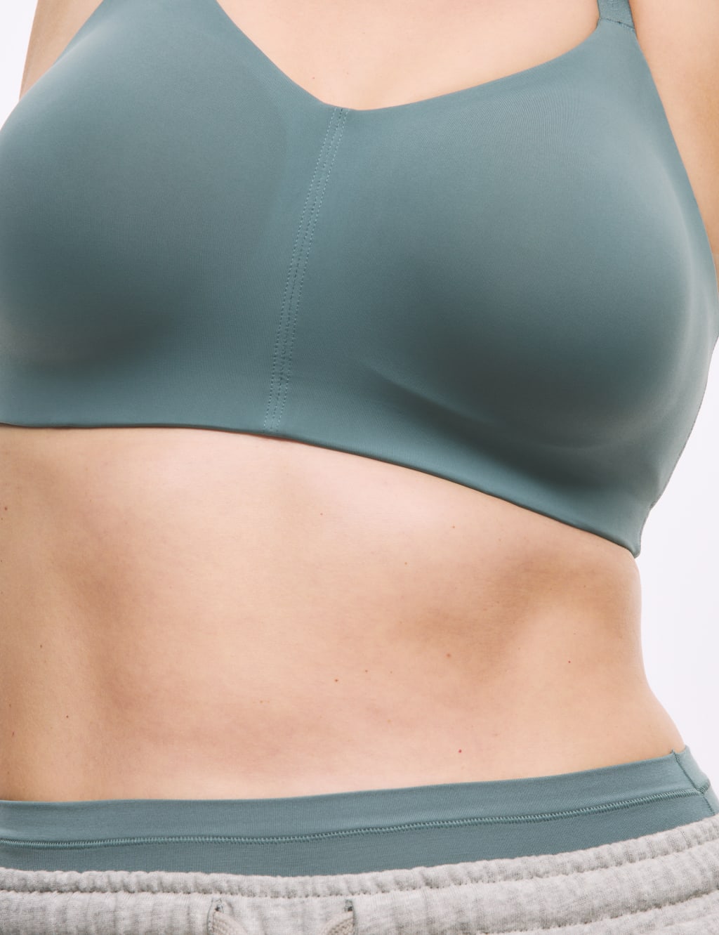 Flexifit™ Non-Wired Full Cup Bra F-H 5 of 8