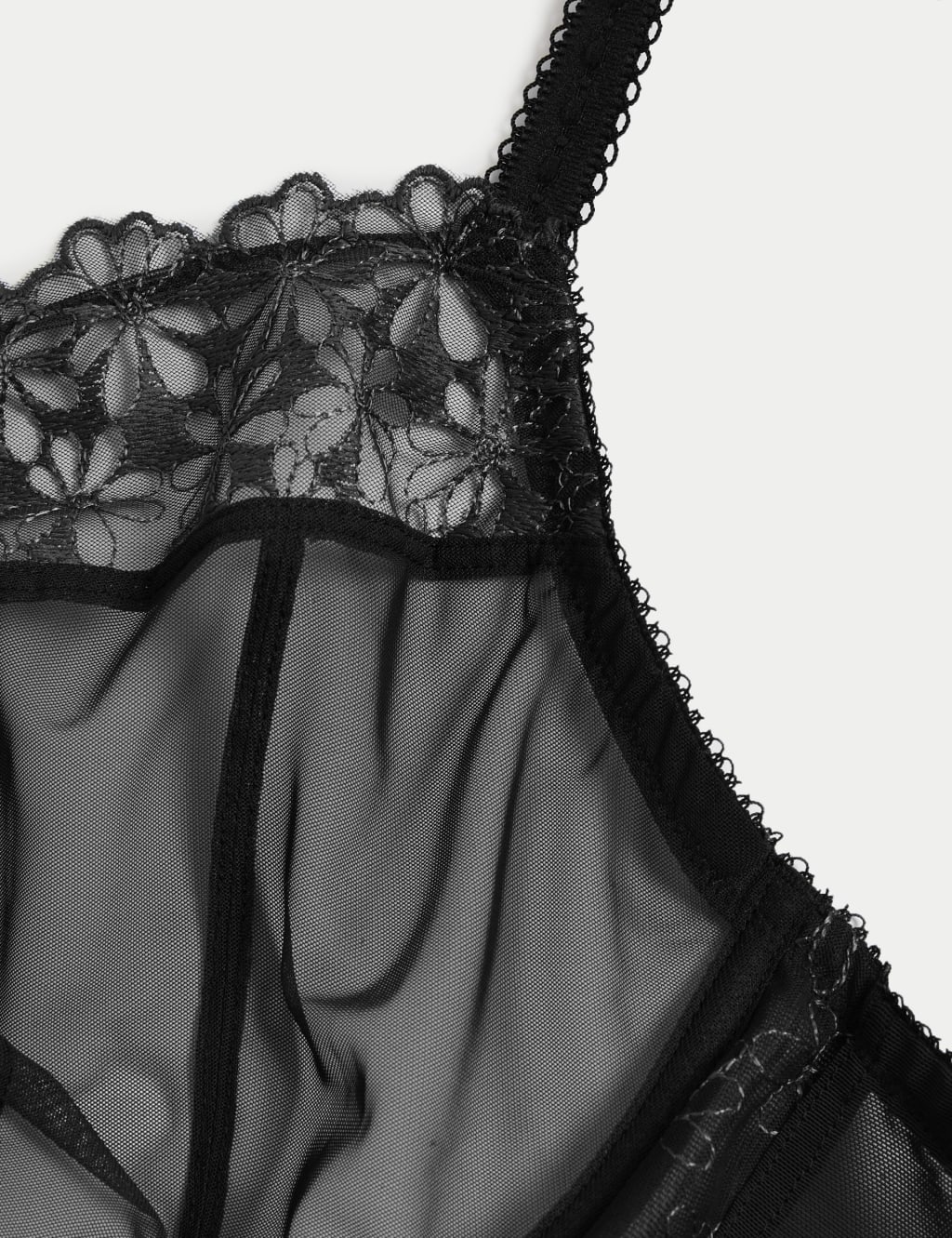 Daisy Embroidery Wired Plunge Bra F-H 5 of 6
