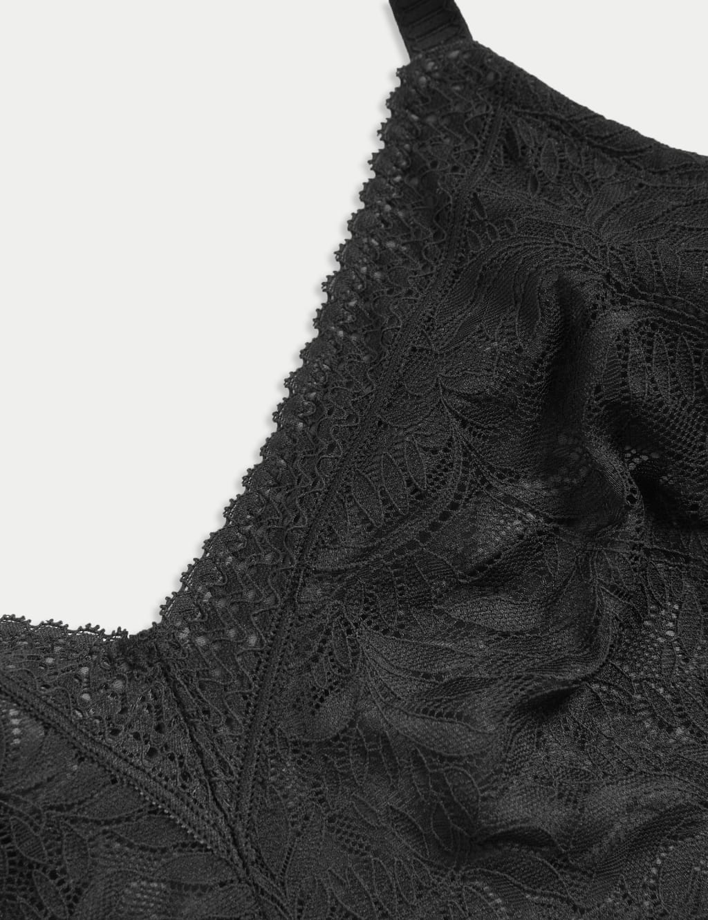 Flexifit™ Lace Non Wired Minimiser Bra C-H 5 of 6