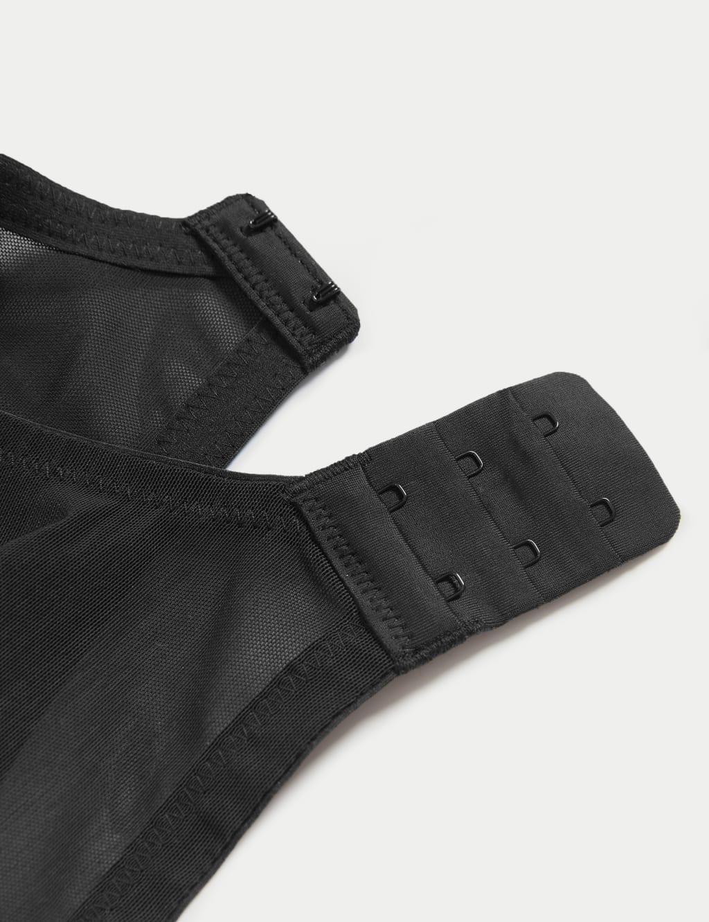 Flexifit™ Lace Non Wired Minimiser Bra C-H 6 of 6
