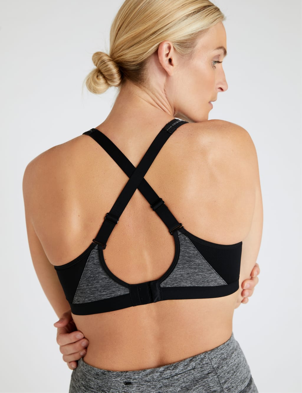 2pk Extra High Impact Sports Bras A-H 6 of 9