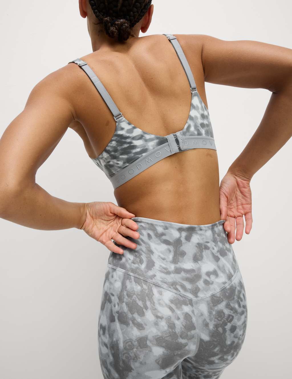 Medium Support Sports Hybrid T-Shirt Bra (A-E) 4 of 7