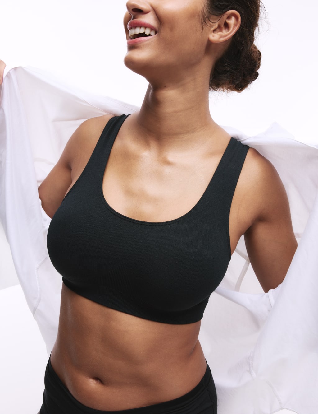 3pk Seamless Non Wired Crop Tops 2 of 7