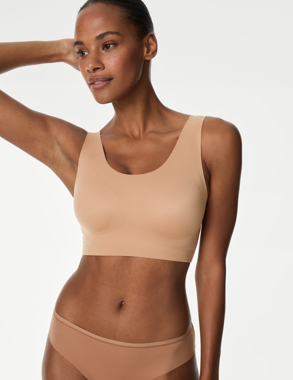 Flexifit™ Non Wired Crop Top 3 of 4