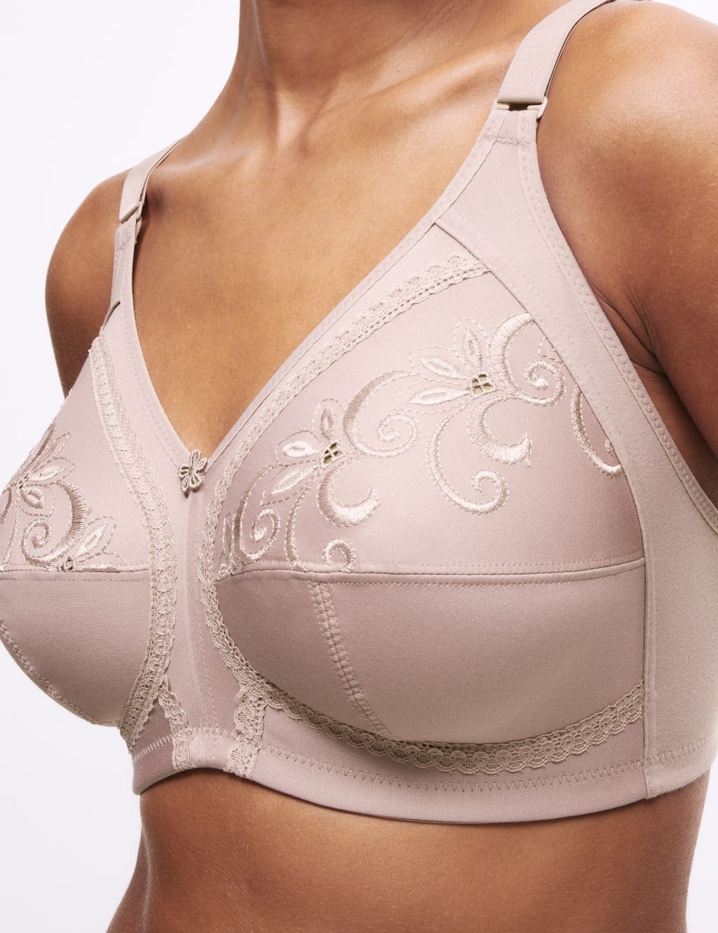 Total Support Embroidered Full Cup Bra B-G 5 of 7
