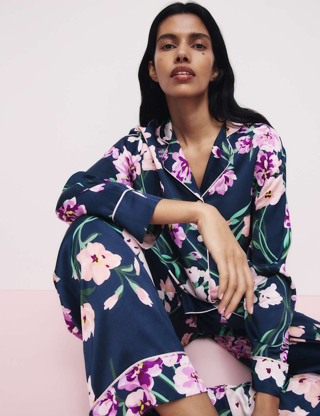 The Floral Print Pyjama Set 5 of 9