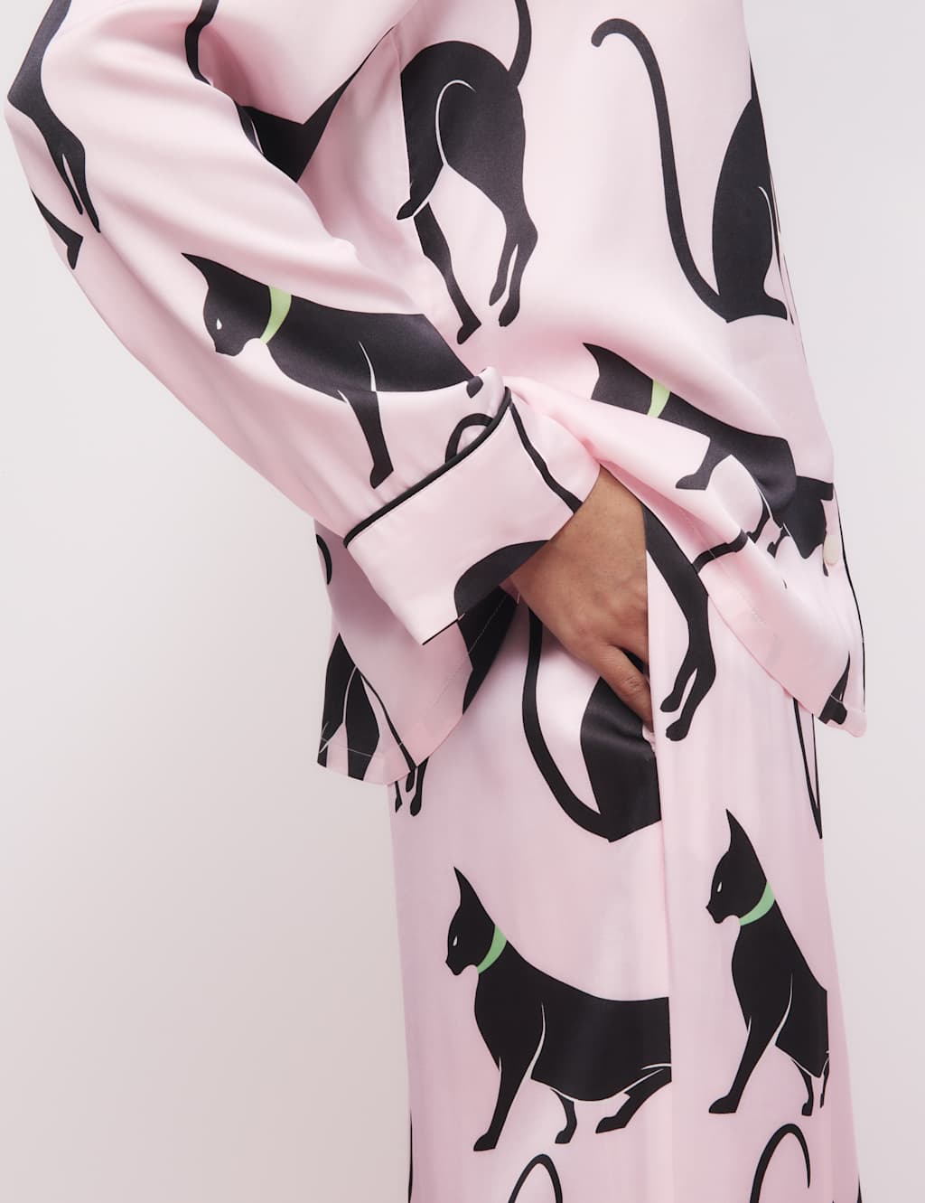 The Cat Print Pyjama Set 4 of 9