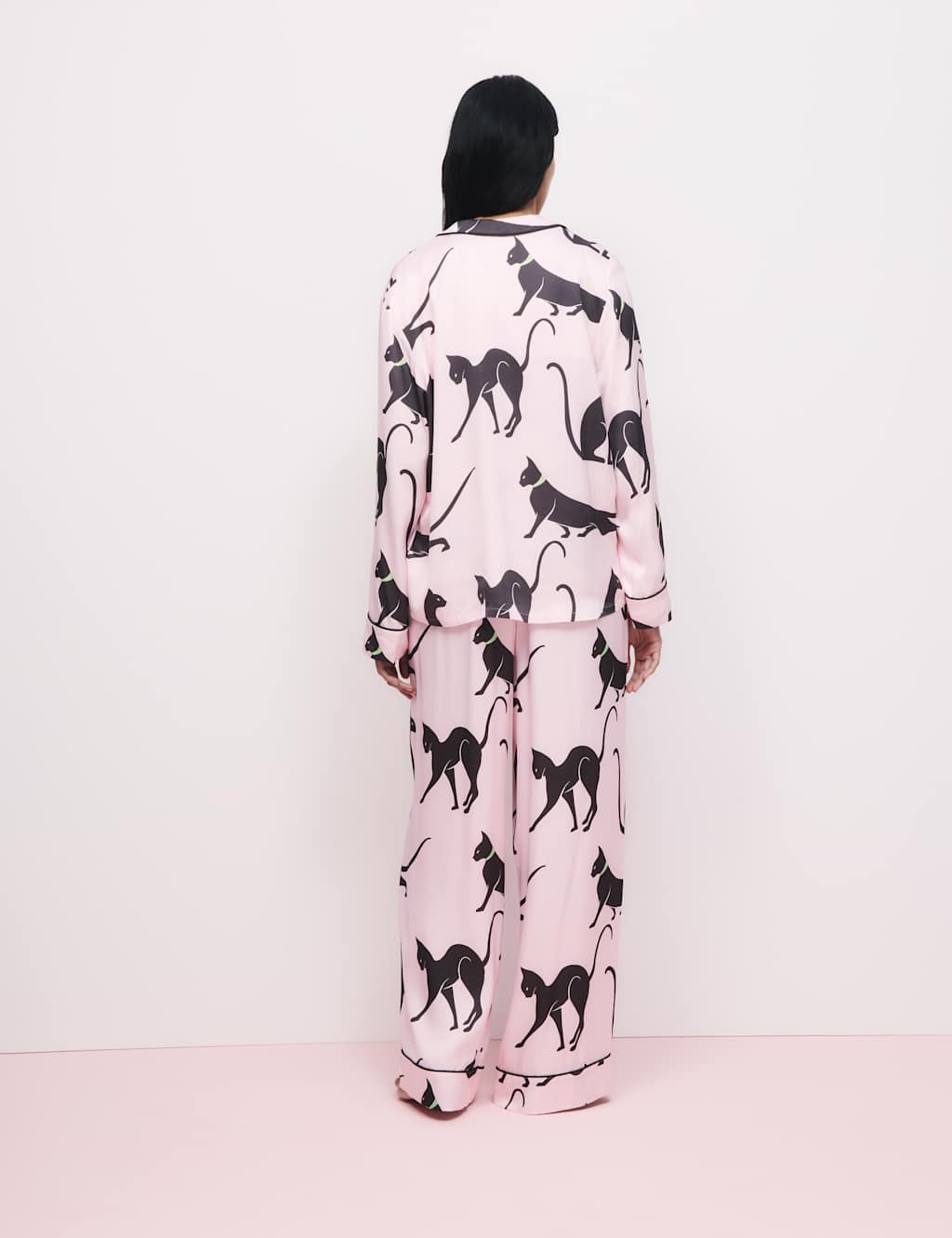 The Cat Print Pyjama Set 8 of 9